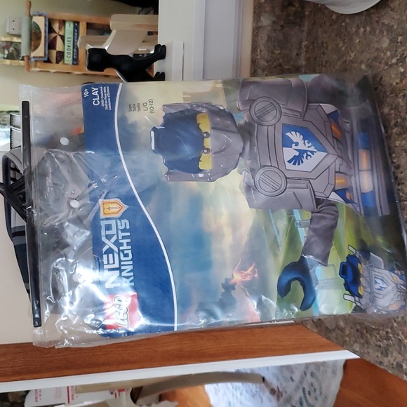 Lego NEXO Knights Clay Costume - Picture 2 of 10